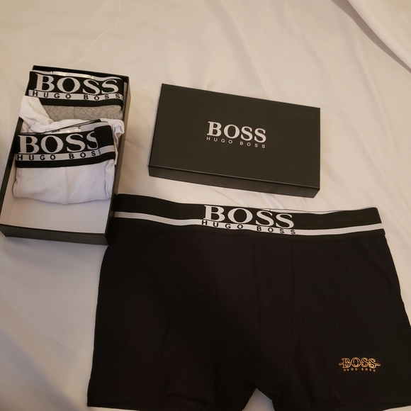 Boss Men's Black and White Boxer Briefs Set - Picture 1 of 3